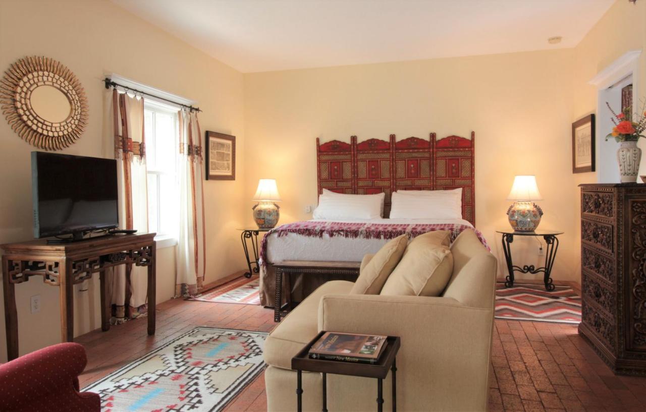 Casa Blanca Inn And Suites Farmington Exteriör bild