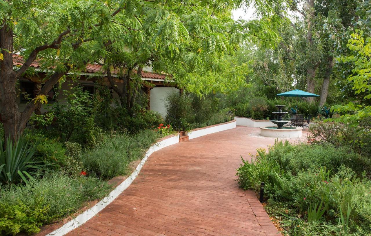 Casa Blanca Inn And Suites Farmington Exteriör bild